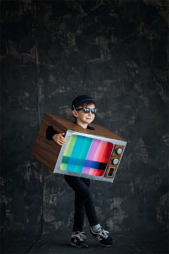 22 Killer Halloween Costumes you Can Make with a Box - Greenmoxie™