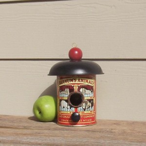 Upcycled Tin Can Bird House