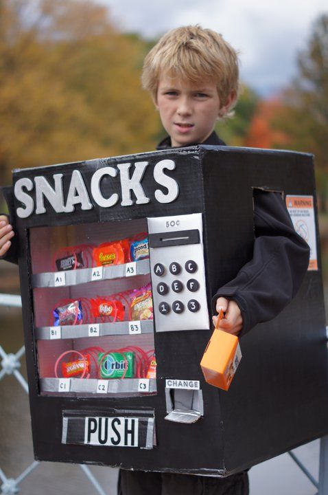 22 Killer Halloween Costumes you Can Make with a Box - Greenmoxie™
