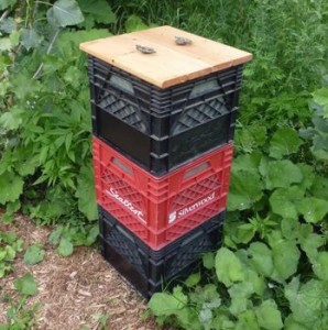 vertically-stacked-milkcrate-composter